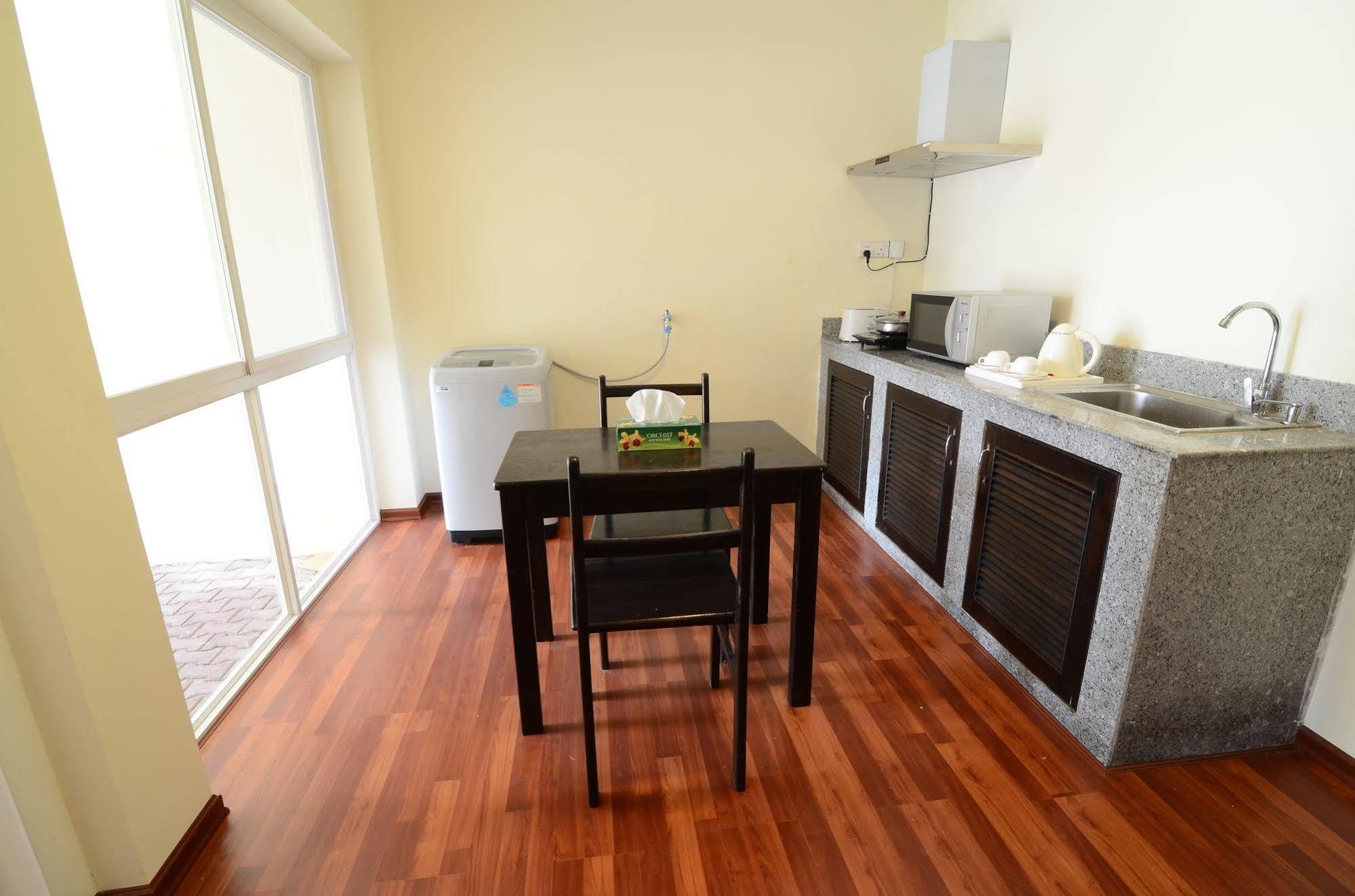 Vista Residence Rangun Kültér fotó