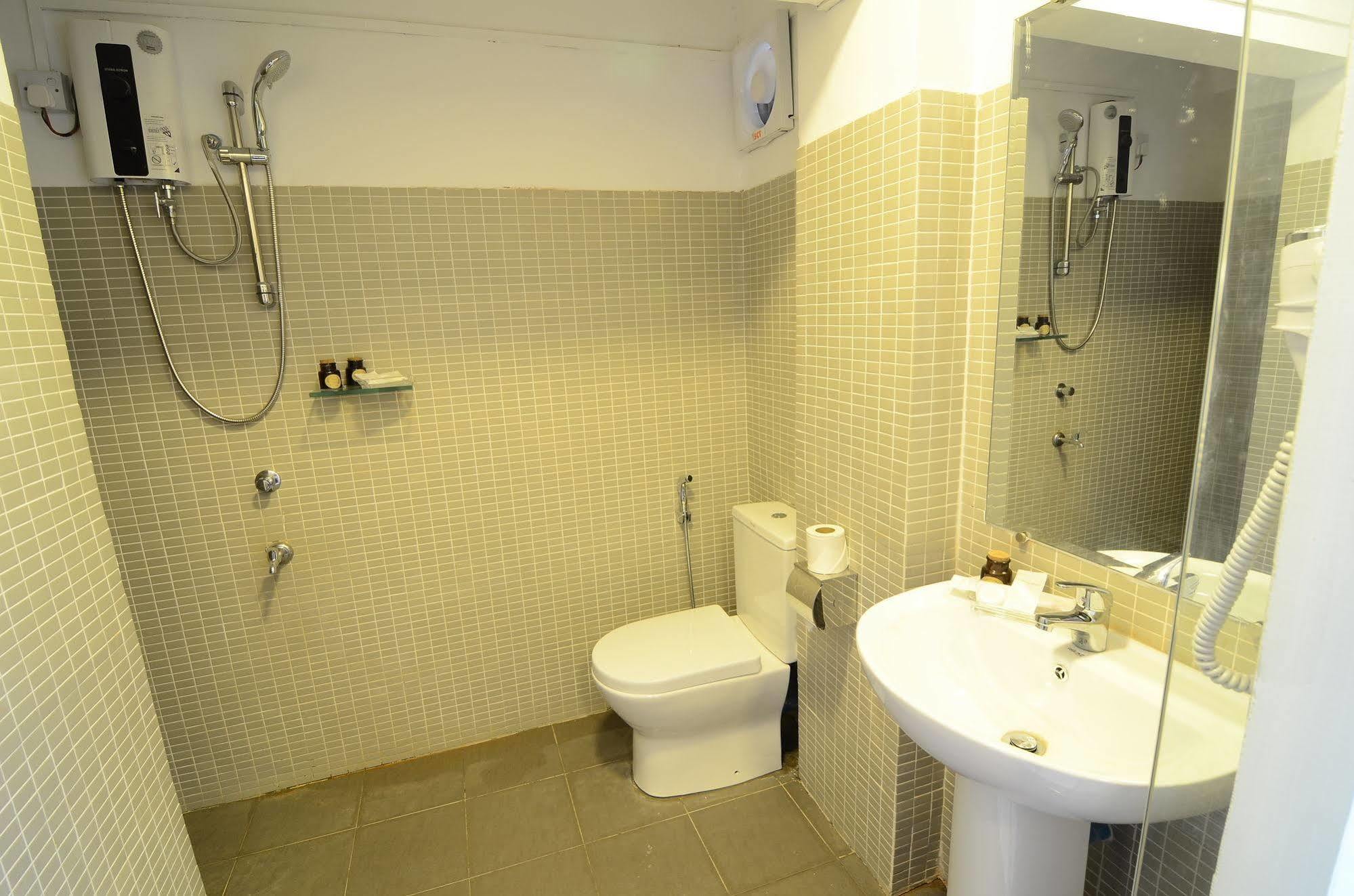 Vista Residence Rangun Kültér fotó