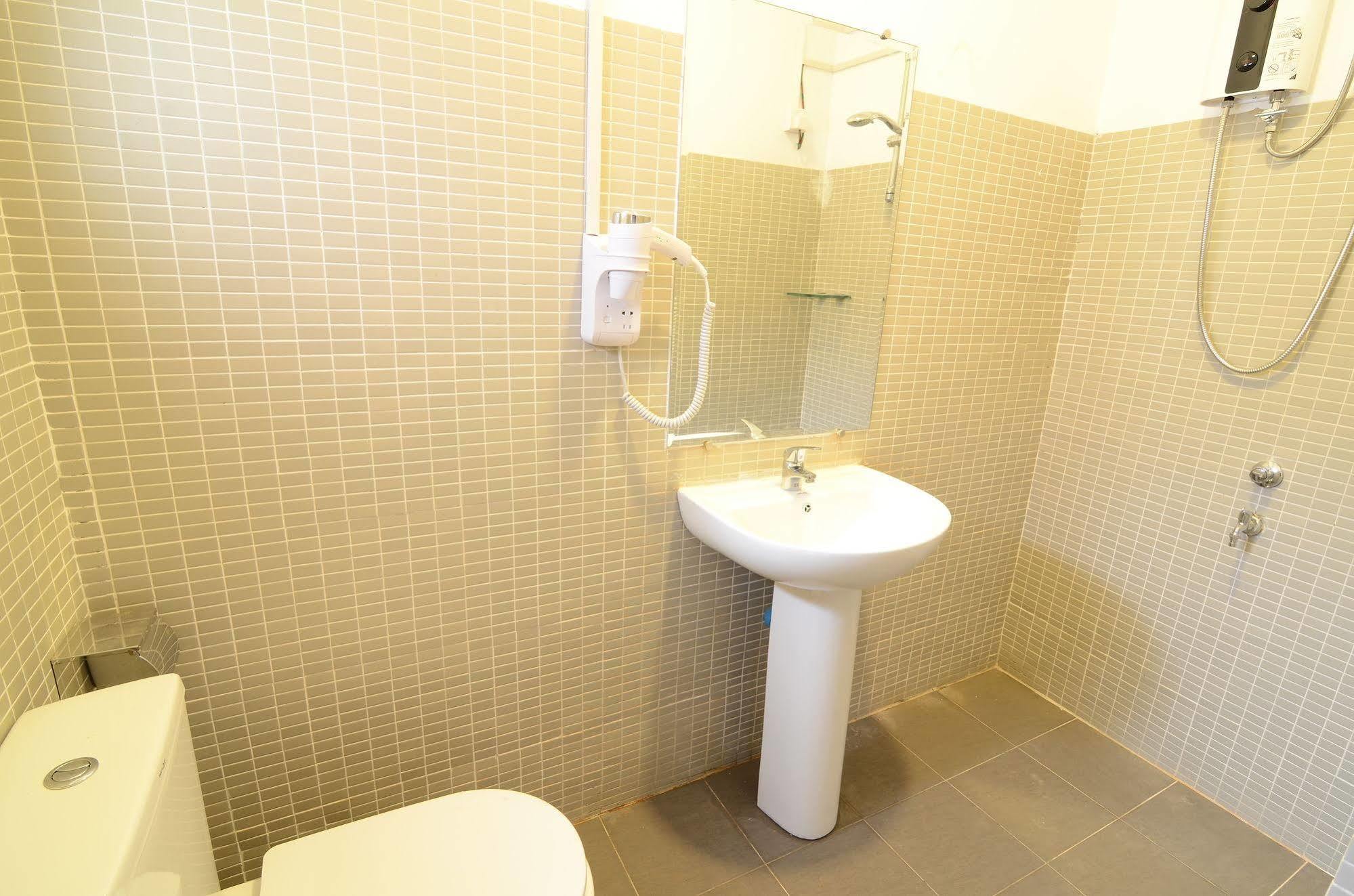Vista Residence Rangun Kültér fotó